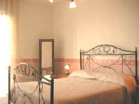 Villa Merola - Stanza matrimoniale